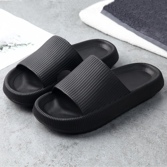 Shiva™ SoftStep-Hausschuhe + kostenloses LuxaSpa-Handtuch