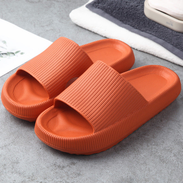 Shiva™ SoftStep-Hausschuhe + kostenloses LuxaSpa-Handtuch